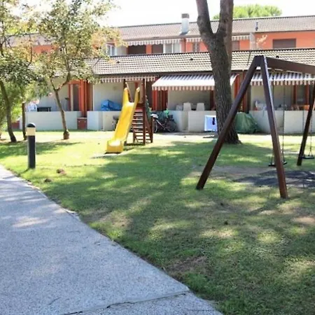 Fantastic Ideal For Families - Pools And Place Included 아파트