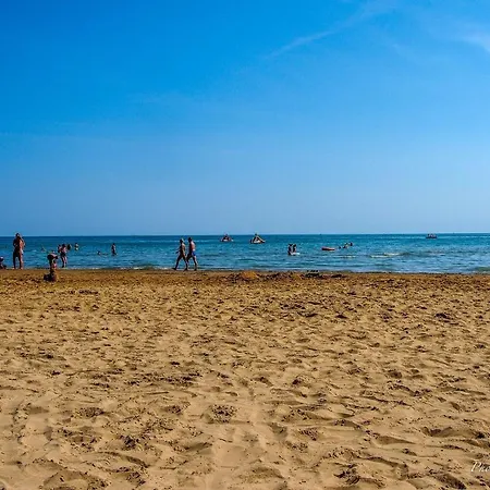 Fantastic Ideal For Families - Pools And Place Included Appartamento