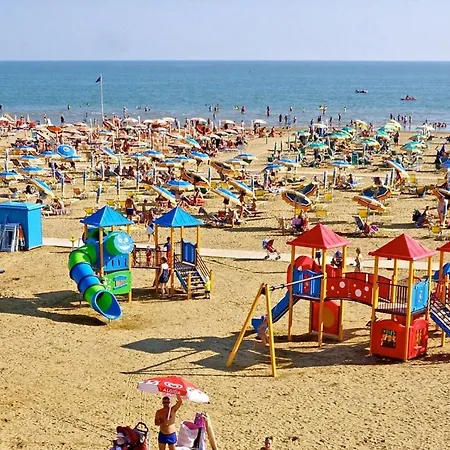 Fantastic Ideal For Families - Pools And Place Included * Bibione